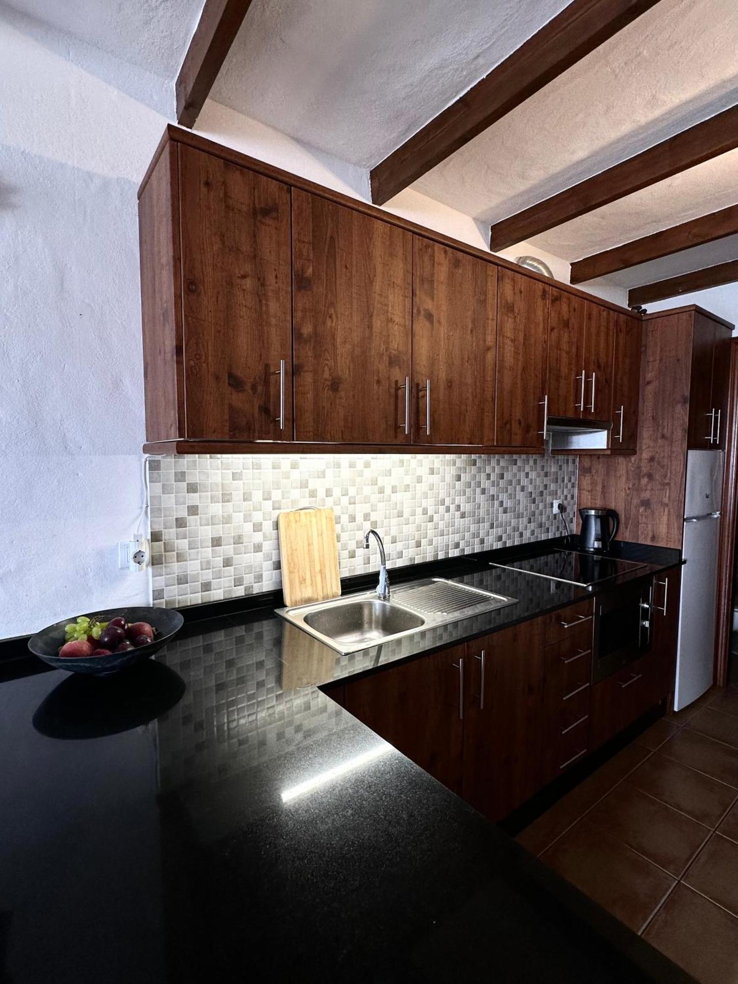 Casa Checa 3 *
